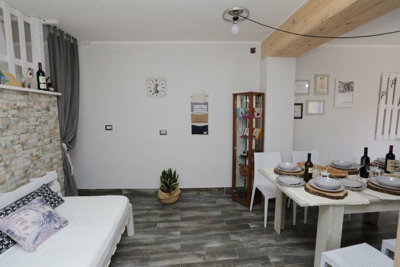شقة Casa Del Cicloturista Santadi المظهر الخارجي الصورة
